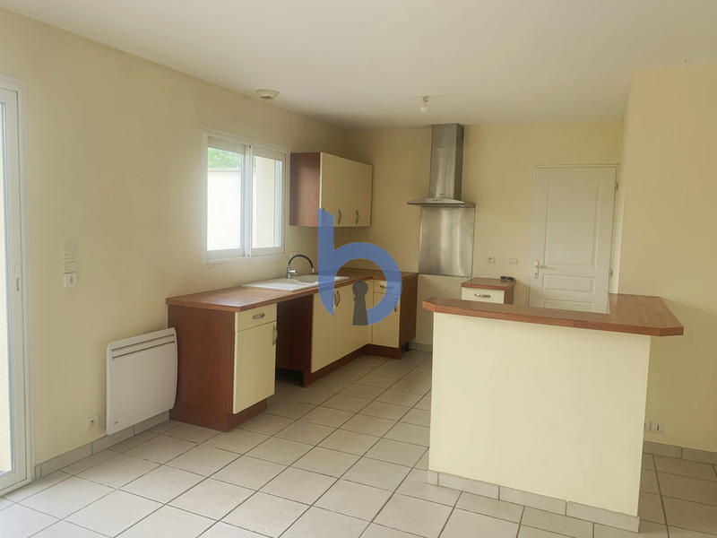 Maison - 93 m² - 4 pièces