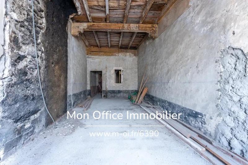 Maison de ville - 285 m² - 8 pièces