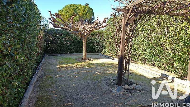 Maison - 246 m² - 8 pièces