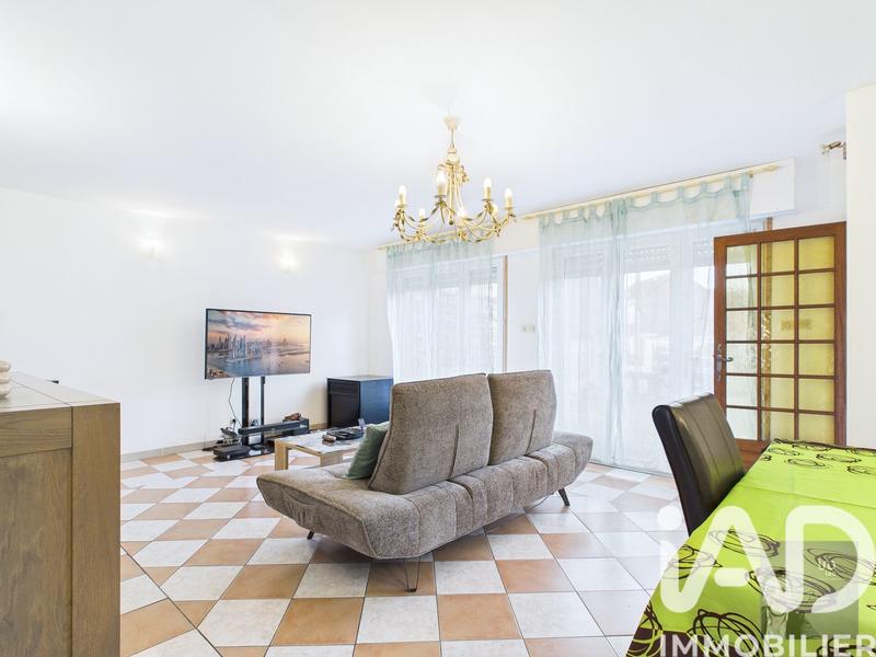 Maison - 153 m² - 7 pièces