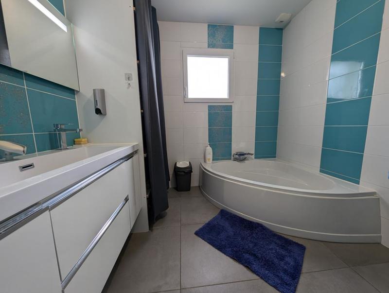 Maison - 195 m² - 6 pièces