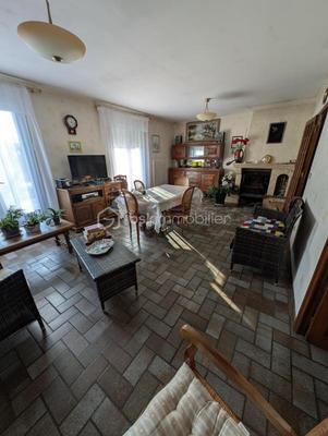 Pavillon - 152 m² - 7 pièces