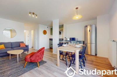 Chambre - 10 m² - 1 pièce