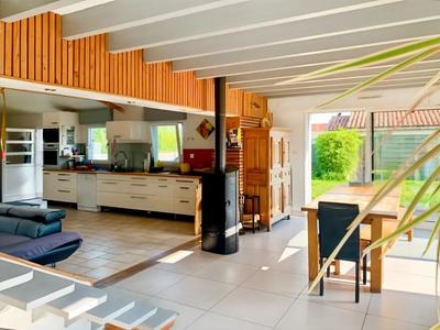 Maison - 123 m² - 5 pièces