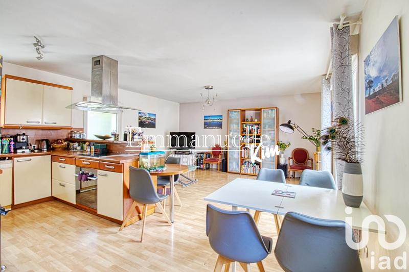 Appartement - 82 m² - 3 pièces