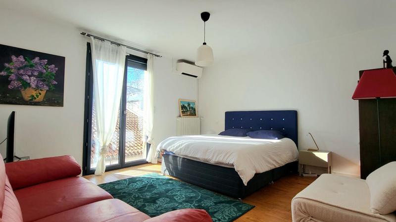 Maison - 224 m² - 6 pièces