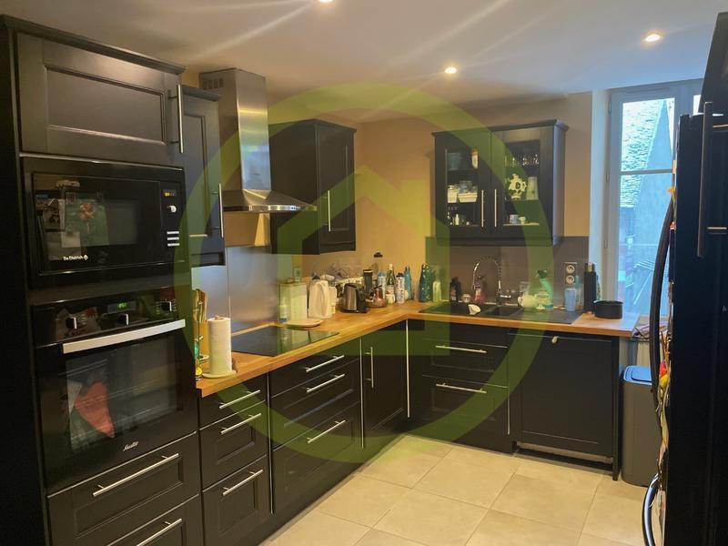 Maison - 540 m² - 20 pièces