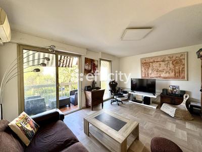 Appartement - 55 m² - 2 pièces