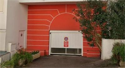 Parking / Garage - 11 m²