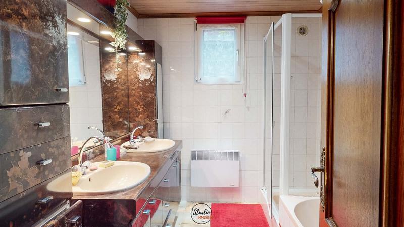 Maison - 130 m² - 6 pièces