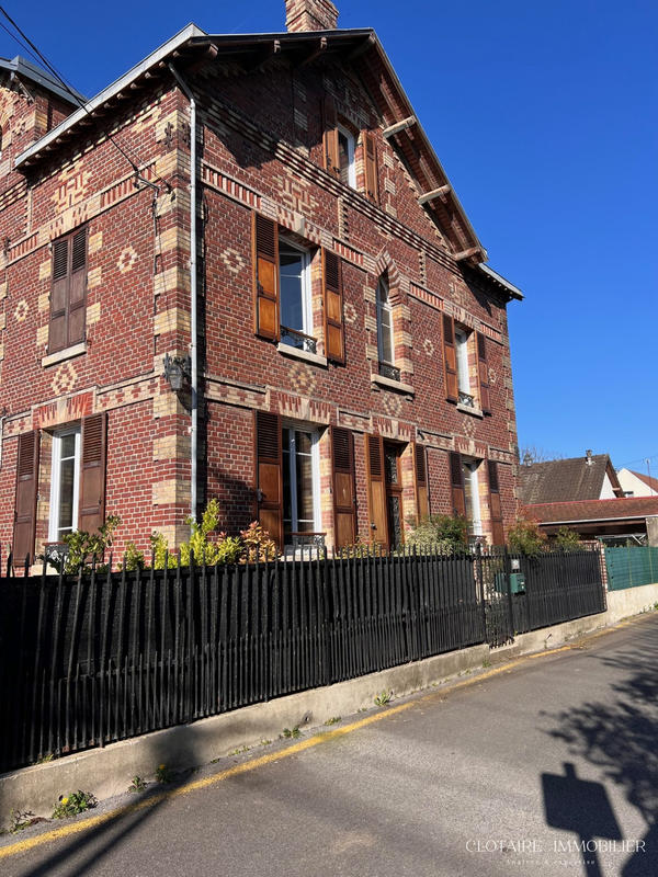 Maison ancienne - 92 m² - 5 pièces