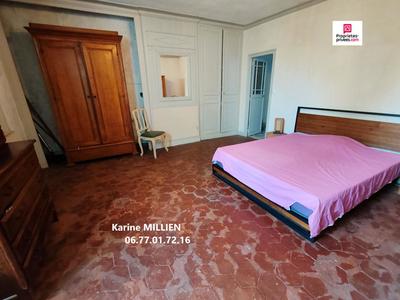 Maison - 214 m² - 9 pièces