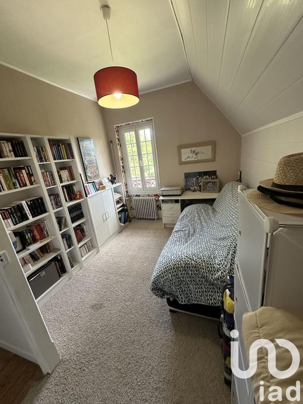 Maison - 180 m² - 8 pièces