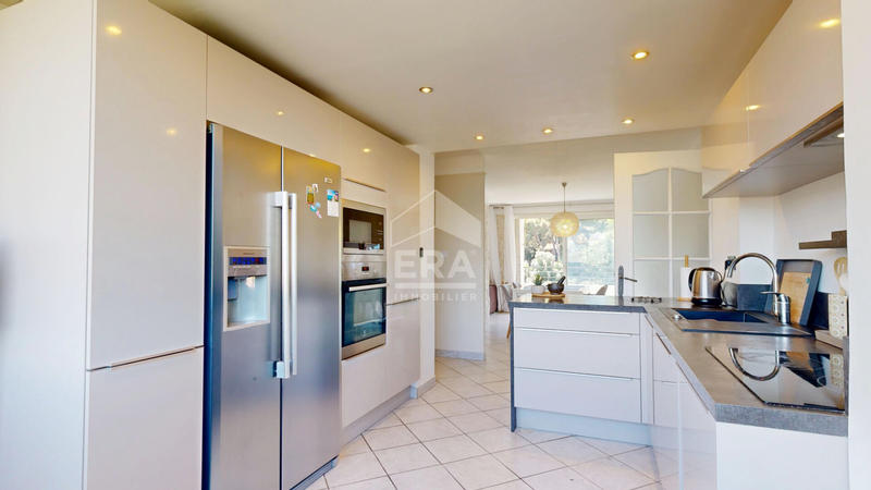 Appartement - 72 m² - 4 pièces