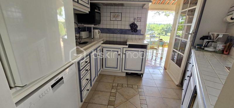 Villa - 80 m² - 4 pièces