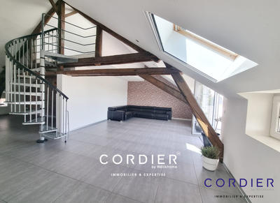 Appartement - 95 m² - 4 pièces