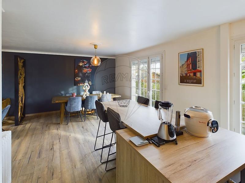 Maison - 120 m² - 6 pièces