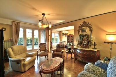 Appartement - 121 m² - 5 pièces