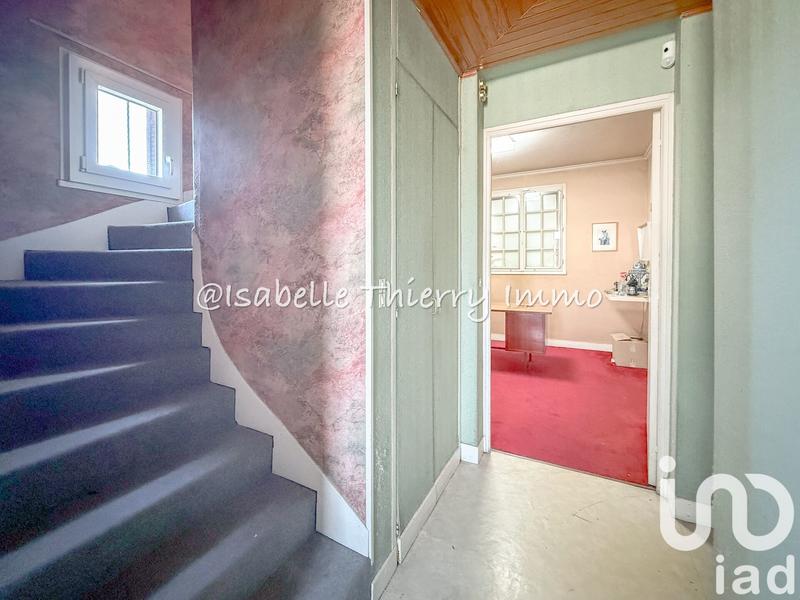 Maison - 182 m² - 9 pièces