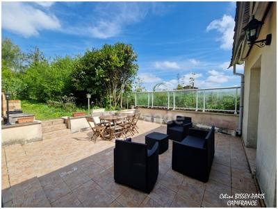 Maison de campagne - 227 m² - 6 pièces