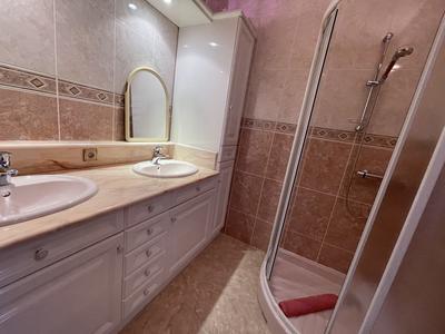 Maison - 97 m² - 4 pièces