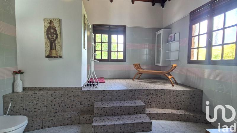 Maison - 195 m² - 6 pièces