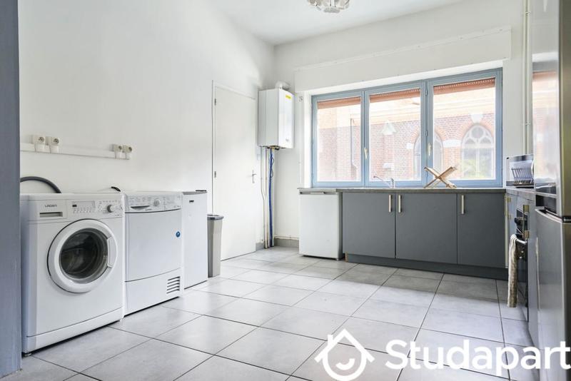 Chambre - 13 m² - 1 pièce