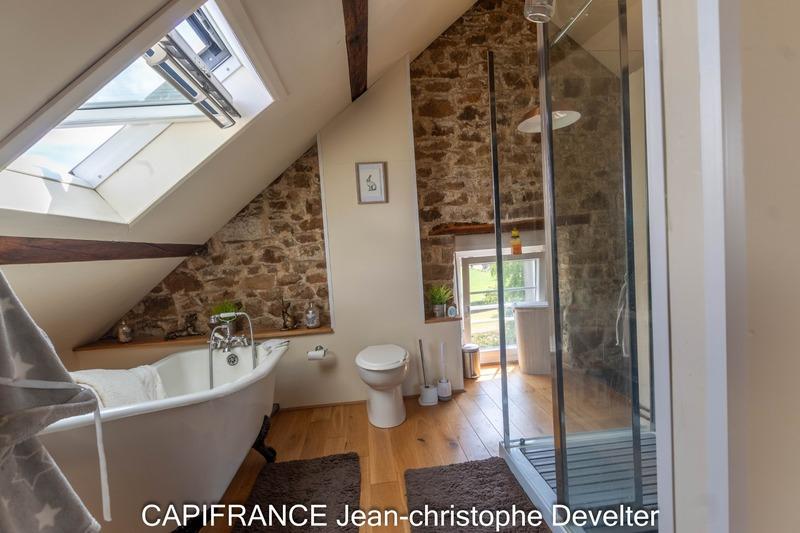 Maison en pierre - 172 m² - 8 pièces