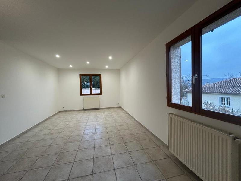 Maison - 97 m² - 4 pièces