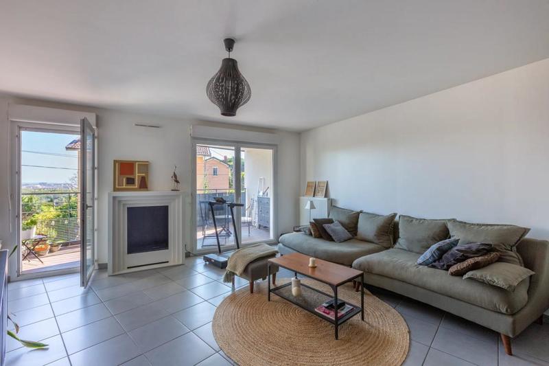 Appartement - 86 m² - 4 pièces