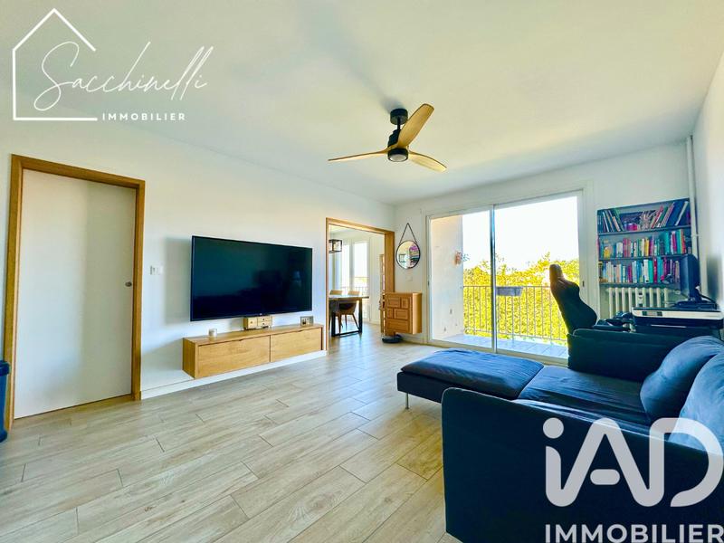 Appartement - 70 m² - 4 pièces