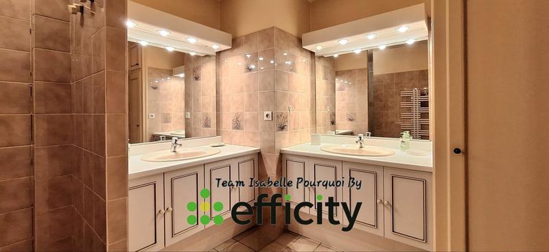 Demeure - 420 m² - 14 pièces