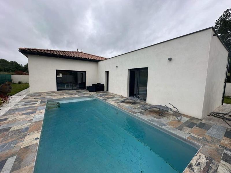 Villa - 128 m² - 4 pièces