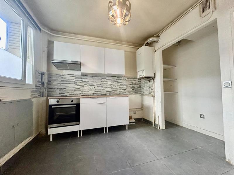 Appartement - 97 m² - 5 pièces