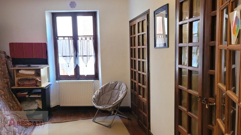 Maison - 200 m² - 7 pièces