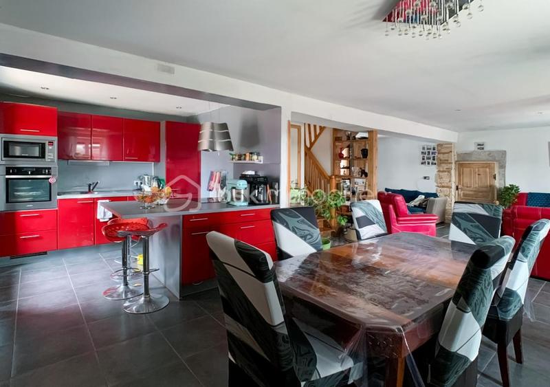 Corps de ferme - 175 m² - 7 pièces