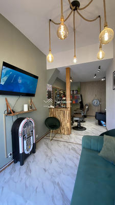 Local commercial - 76 m² - 4 pièces