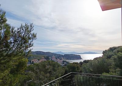 Maison - 104 m² - 7 pièces