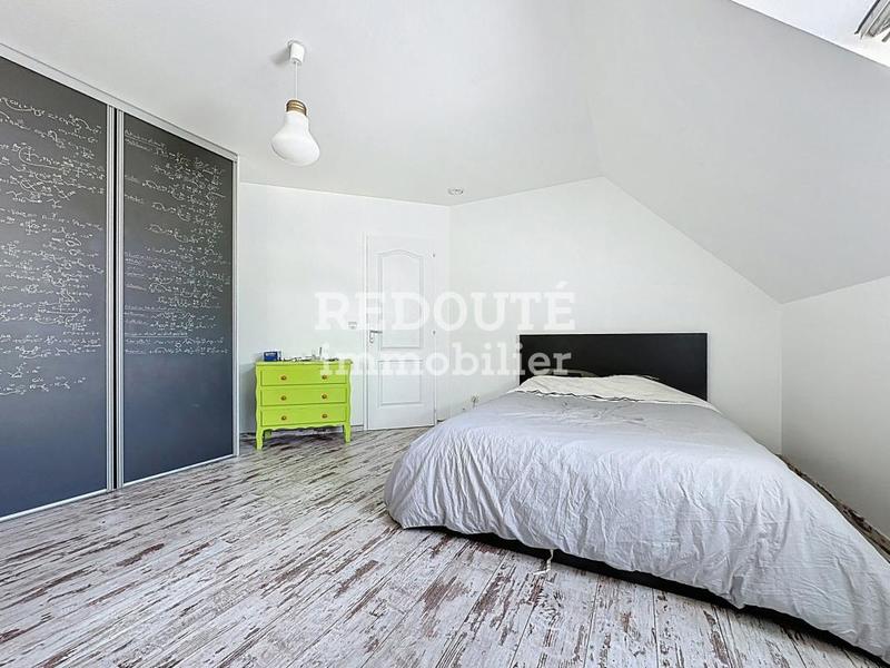 Maison - 260 m² - 7 pièces