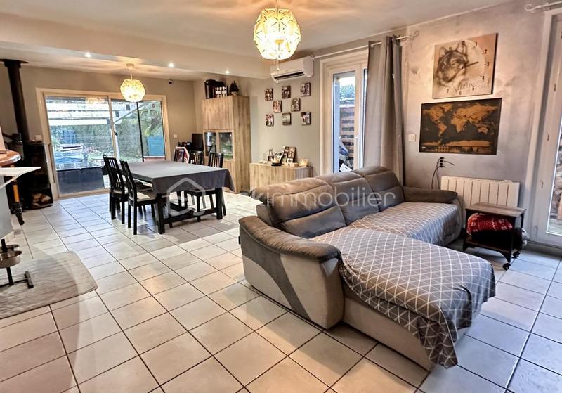 Maison traditionnelle - 110 m² - 5 pièces