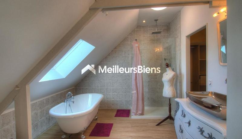 Maison - 143 m² - 6 pièces