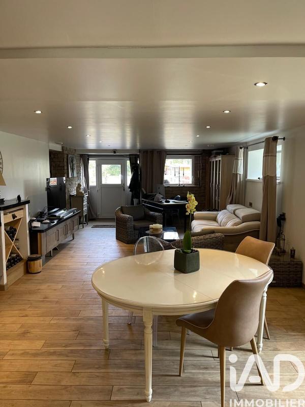 Maison - 231 m² - 7 pièces