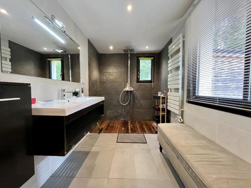 Maison - 165 m² - 5 pièces