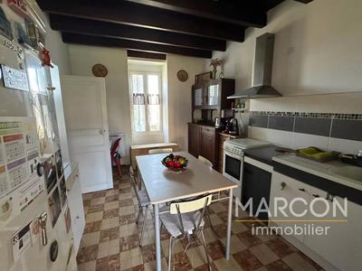 Maison de village - 122 m² - 7 pièces