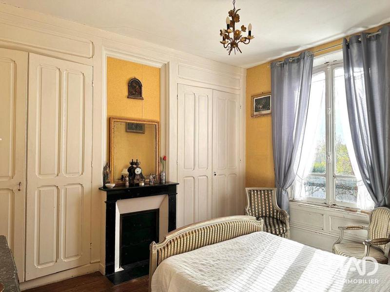 Maison - 176 m² - 10 pièces