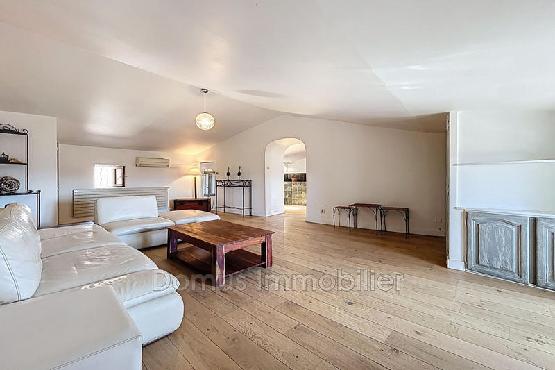 Maison de village - 200 m² - 6 pièces