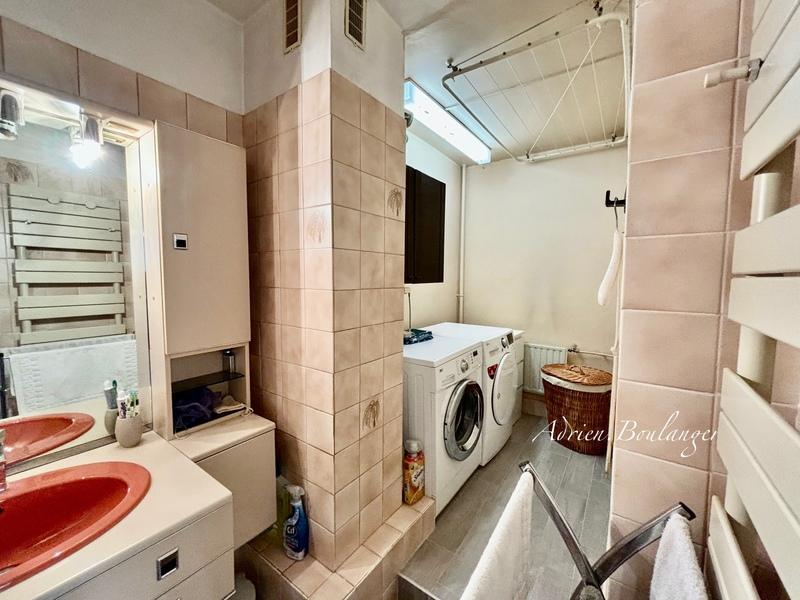 Appartement ancien - 82 m² - 4 pièces