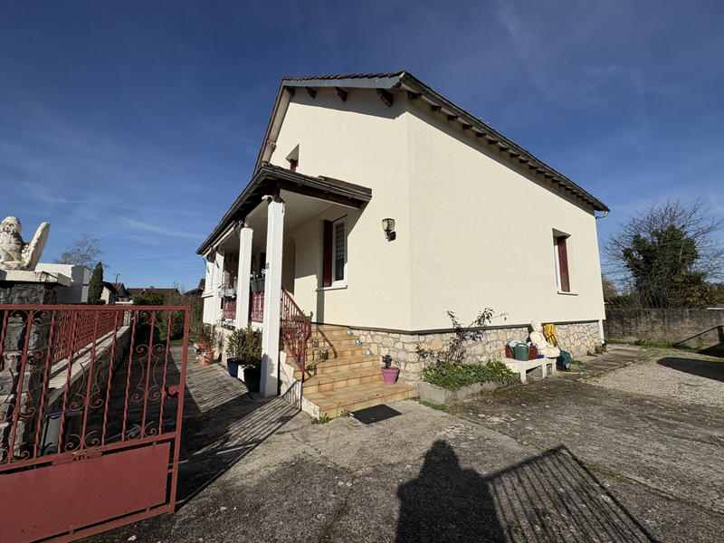 Maison - 127 m² - 6 pièces