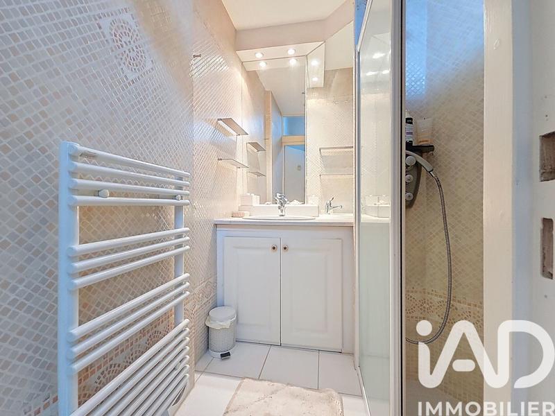 Maison - 446 m² - 9 pièces