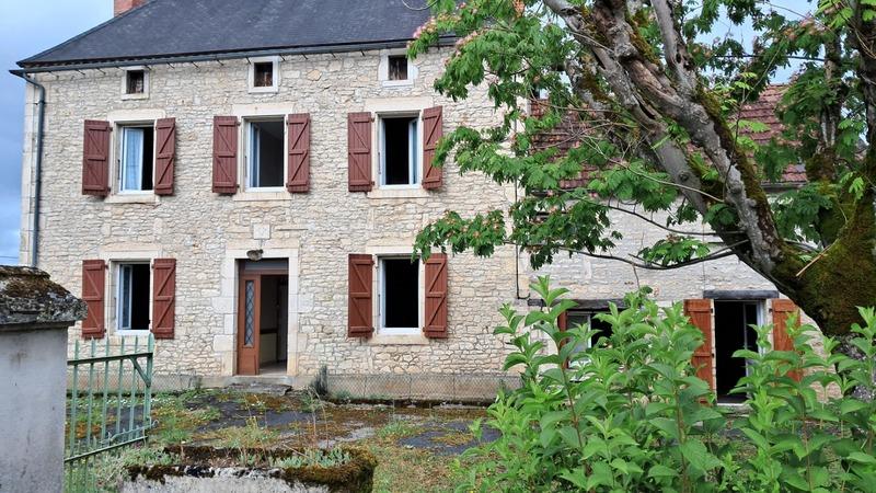 Maison - 114 m² - 5 pièces